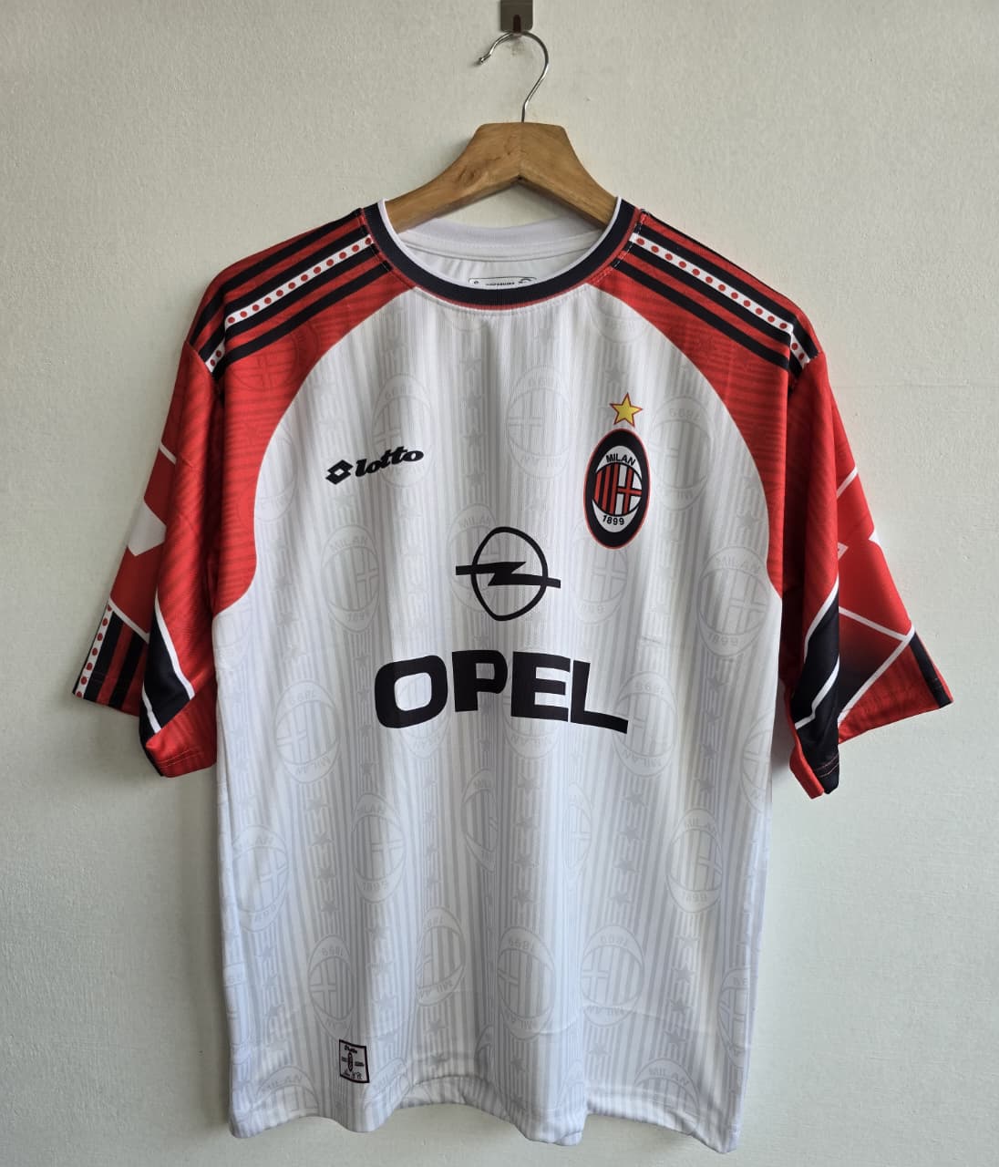 AC Milan 1997-98 away  (Maldini) - View 1